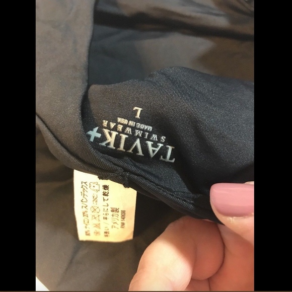 NEW! $168 Tavik Emme Halter One-Piece Swimsuit Black [SZ Large]‎ #1127 - Picture 7 of 8